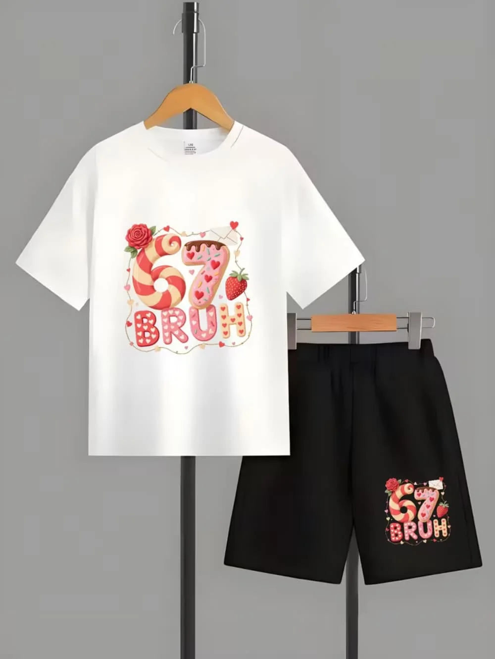Kids Short Sleeved Suit 67 Number Print T-Shirt and Shorts Set