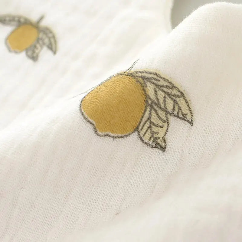 3 Baby Bibs, Soft Petal-Printed Baby Saliva Towels, Universal Feeding Bibs for Babies, Suitable for Use at Home and When Going Out